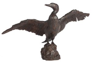 Sculpture en bronze d'un cormoran