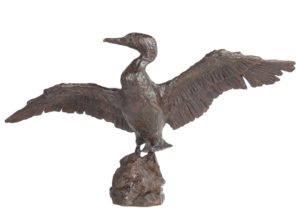 Sculpture en bronze d'un cormoran