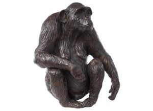 Sculpture en bronze d'un chimpanzé