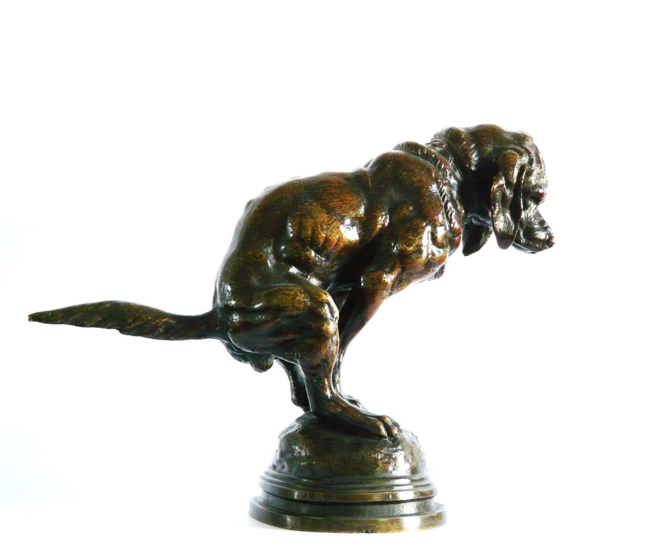 LA VALEUR D’UN BRONZE « CHIEN SE SOULAGEANT » DE E.DELABRIERRE
